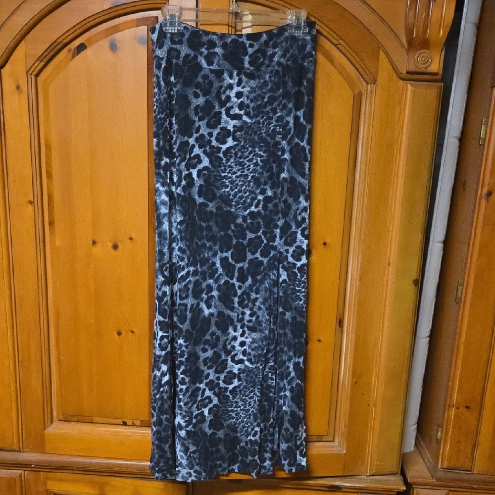 Karen Kane Black and Gray Animal Print Maxi Skirt